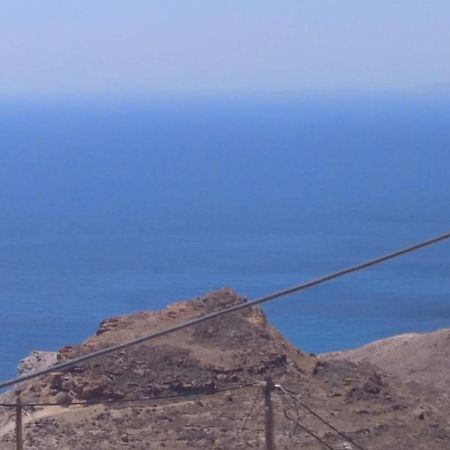Traditional Renovated House In The Centre Of Anafi Exterior foto